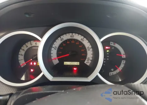 2015 Toyota Tacoma Prerunner z USA, uszkodzony, nr VIN 5TFJX4GN8FX037676